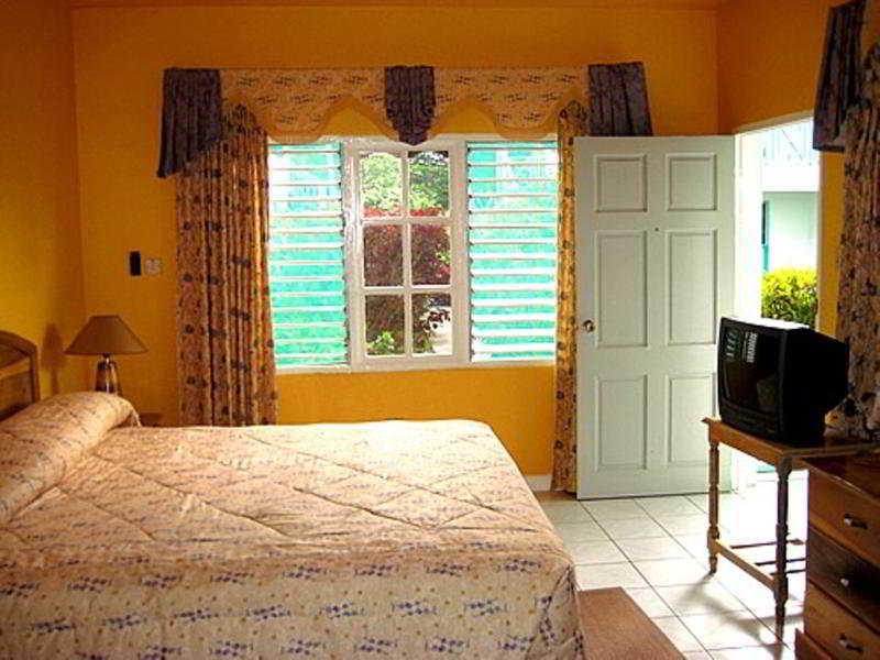 Coral Seas Beach Negril Exterior foto