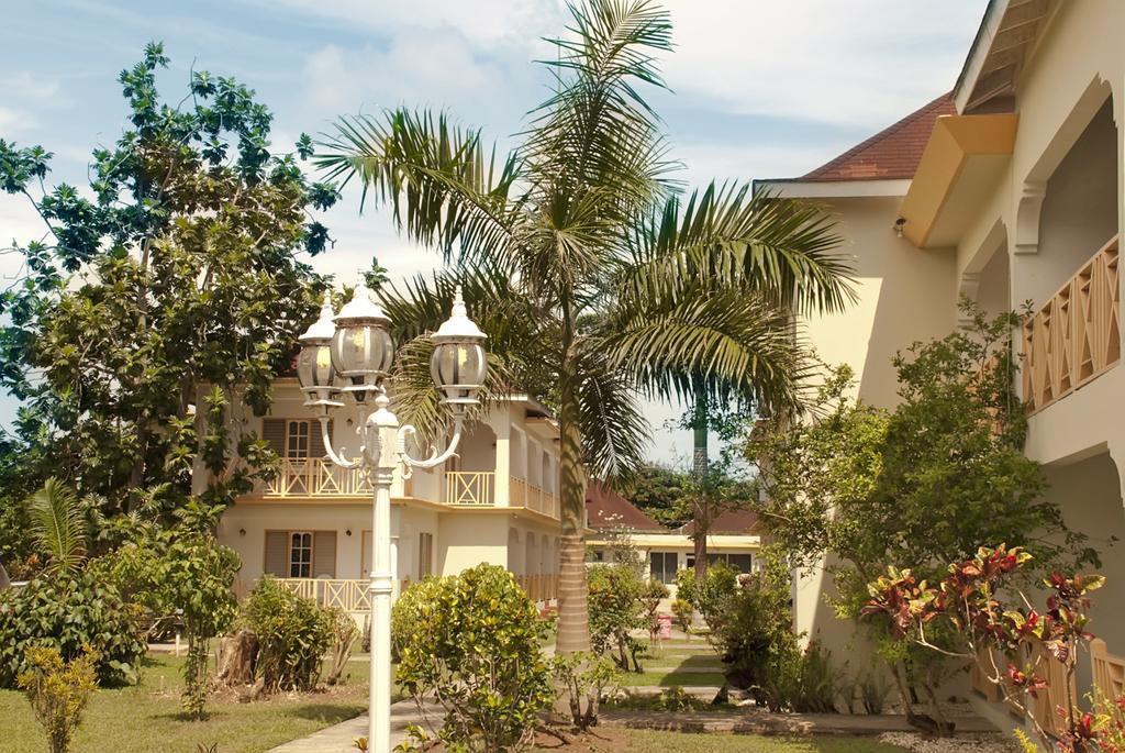 Coral Seas Beach Negril Exterior foto
