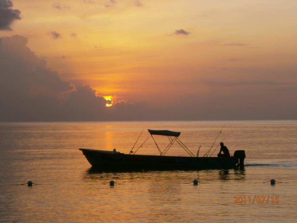 Coral Seas Beach Negril Exterior foto