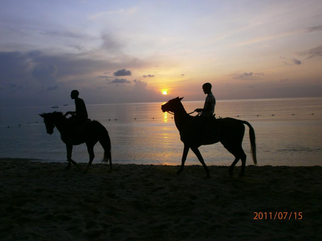 Coral Seas Beach Negril Exterior foto