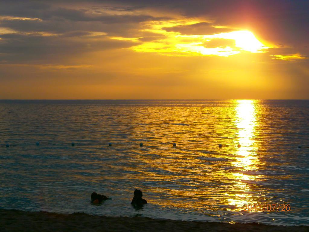 Coral Seas Beach Negril Exterior foto