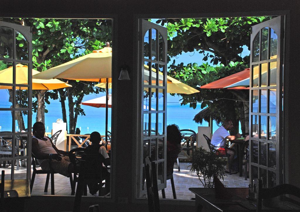 Coral Seas Beach Negril Exterior foto