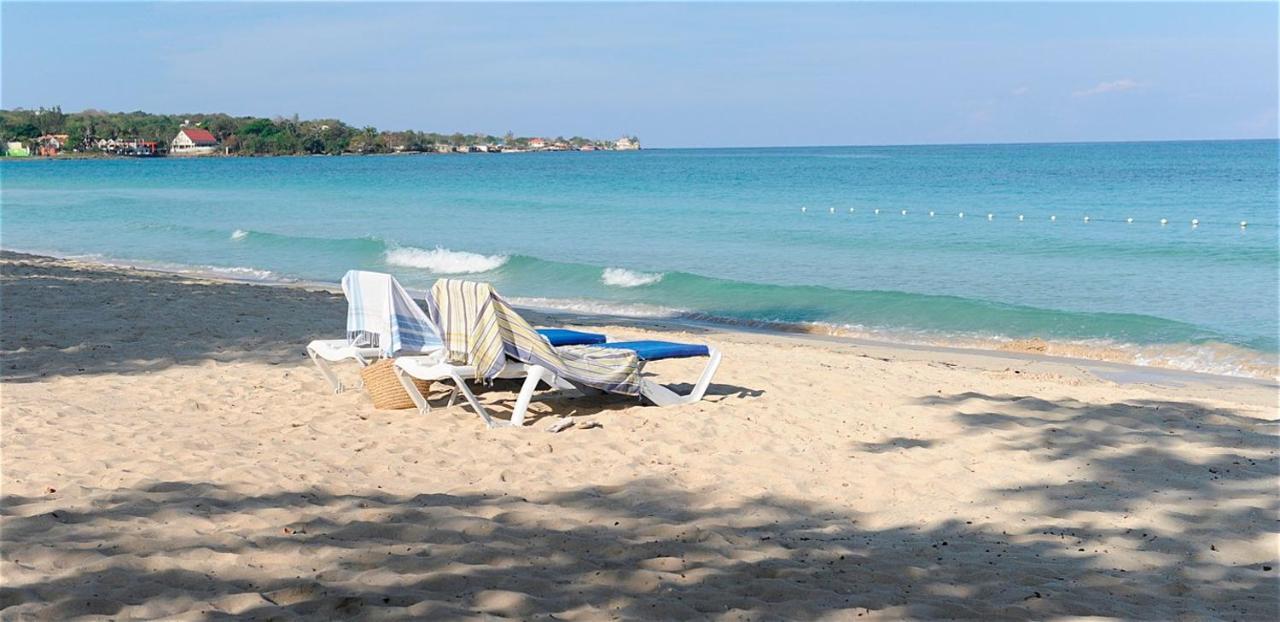 Coral Seas Beach Negril Exterior foto
